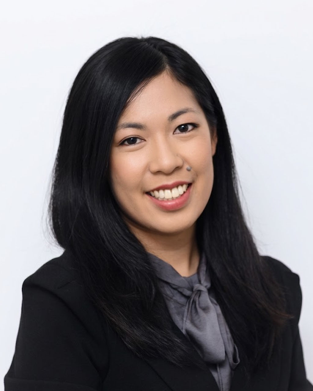 Dr Vivian Huang